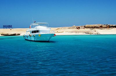 Paradise island full day tour from Hurghada